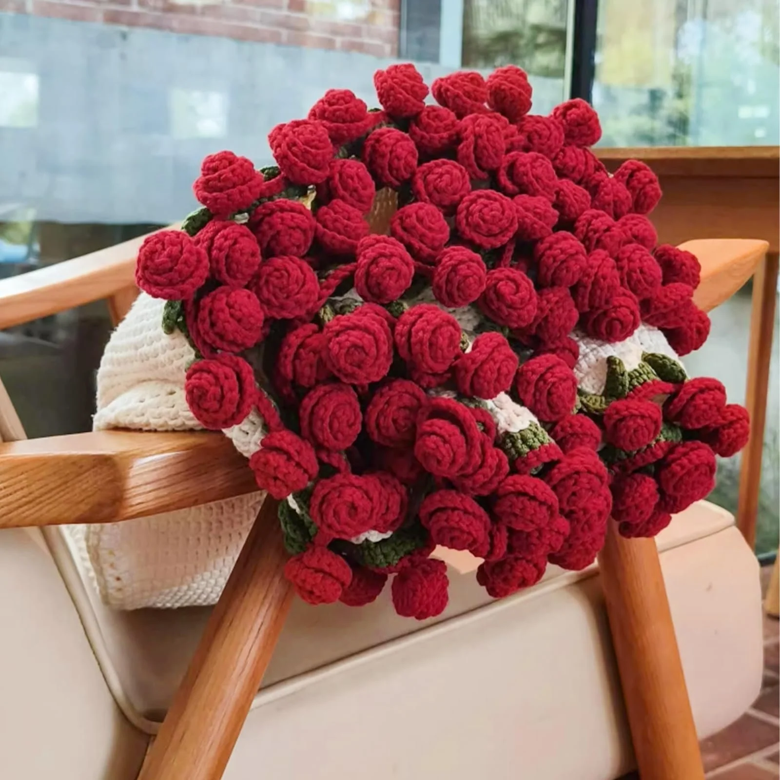 Плед Цветочный букет LWuuywa, Готовый букет роз, Вязаный крючком плед, Цветы ручной работы, Плед из букета роз, Романтический подарок (Роза, 80 см), фото №4 Плед Цветочный букет LWuuywa, Готовый букет роз, Вязаный крючком плед, Цветы ручной работы, Плед из букета роз, Романтический подарок (Роза, 80 см), фото №4