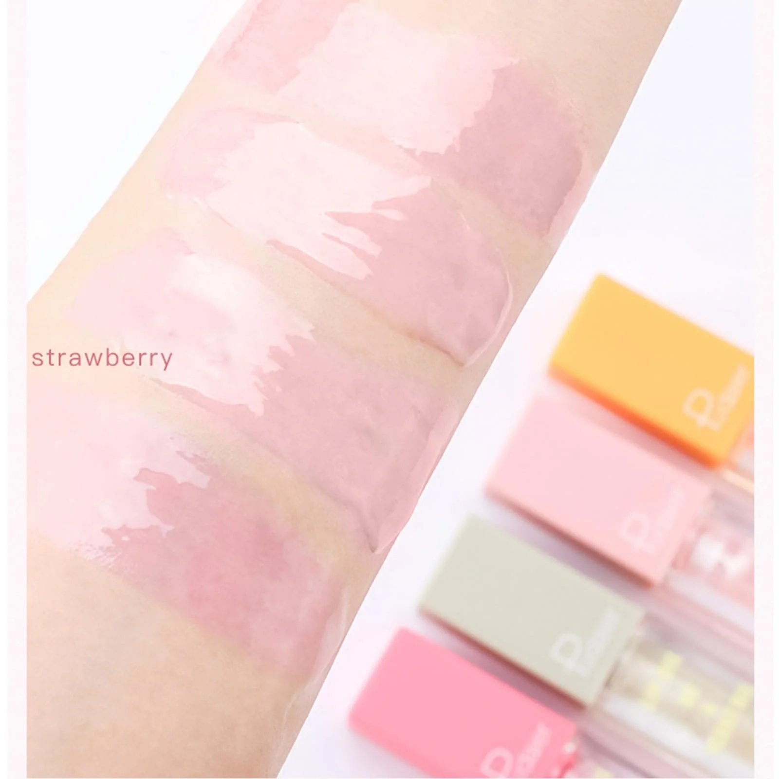 Блиск для губ Fruity Strawberry Flavour Зволожуючий Прозорий, фото №4 Блиск для губ Fruity Strawberry Flavour Зволожуючий Прозорий, фото №4