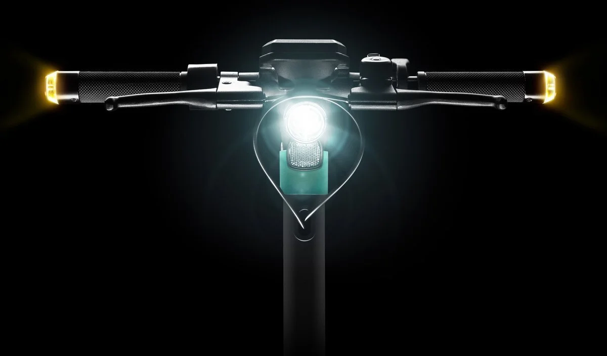 Электросамокат SoFlow SO MyTier / 500 Вт / 10.5 Ач / 10" колеса / 150 кг / Черный, фото №5 Электросамокат SoFlow SO MyTier / 500 Вт / 10.5 Ач / 10" колеса / 150 кг / Черный, фото №5