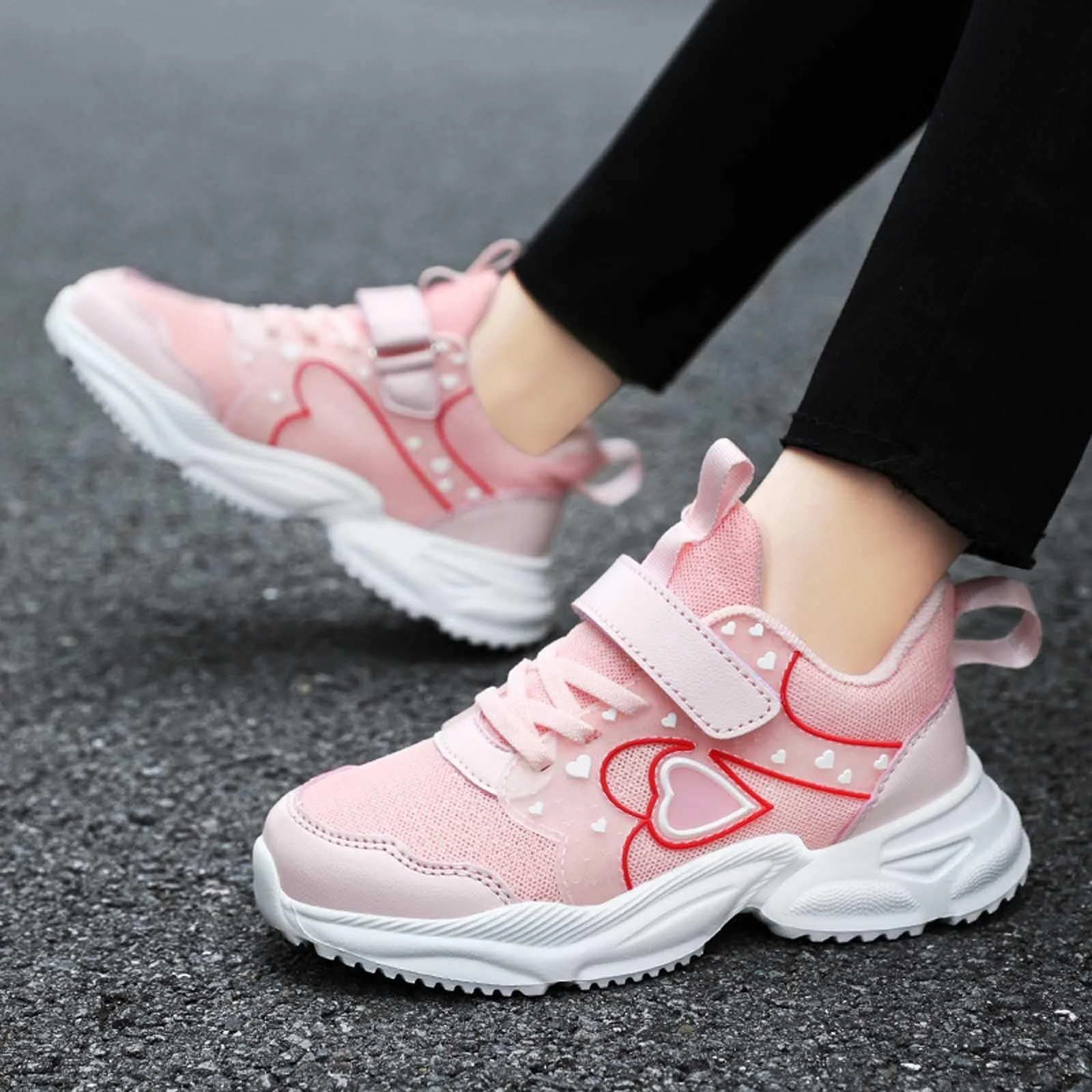 Модные кроссовки для девочек с дышащим сетчатым верхом. Удобные нескользящие кроссовки для спорта, фото №2