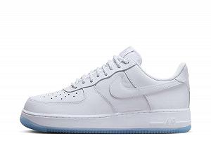 Кросівки Nike AIR FORCE 1 07 42.5 - Фото 1