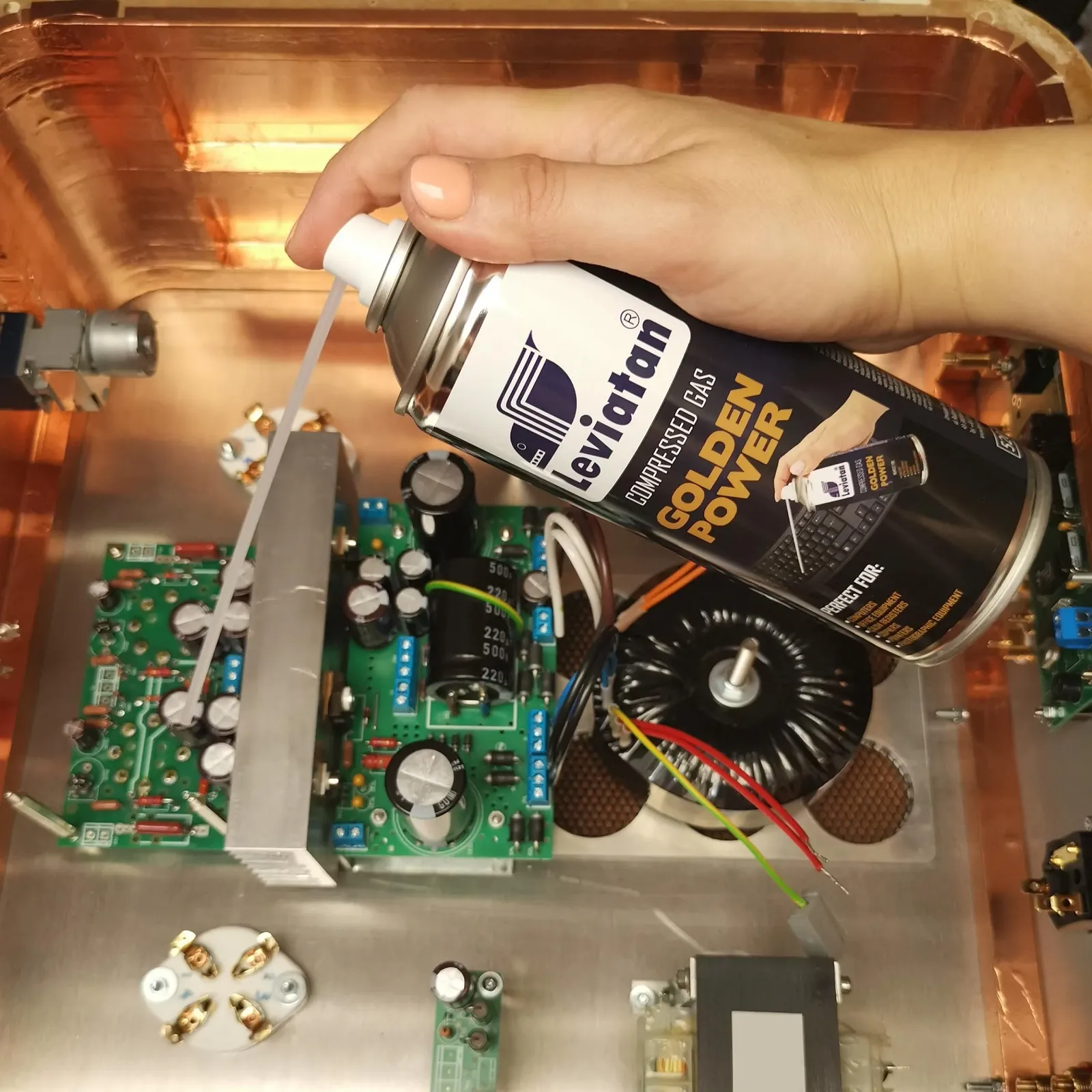 Стиснене повітря LEVIATAN Golden Power 200 мл, фото №3