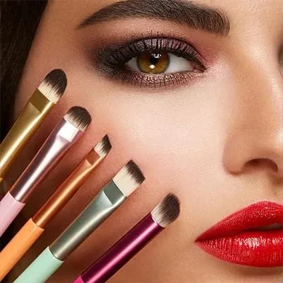 Кисточки KIKO Milano Eyes 62 Скошенная для Подводки, фото №3 Кисточки KIKO Milano Eyes 62 Скошенная для Подводки, фото №3