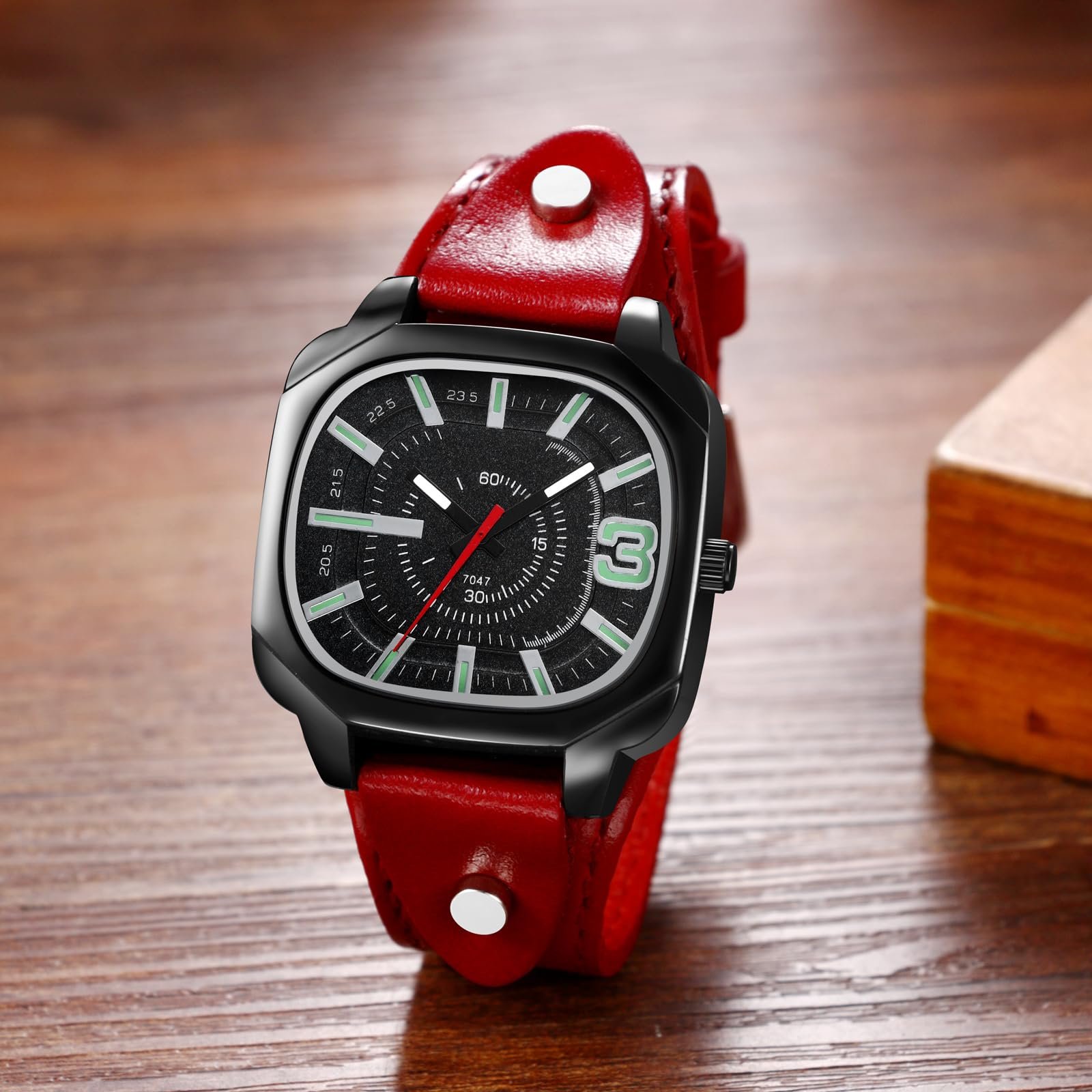 Женские часы Квадратные часы с кожаным ремешком JewelryWe Винтажные аналоговые кварцевые наручные часы для женщин и мужчин Ремешок из натуральной кожи Часы в стиле Хэллоуин панк со светящимися стрелками и большим черным квадратным циферблатом, фото №2 Женские часы Квадратные часы с кожаным ремешком JewelryWe Винтажные аналоговые кварцевые наручные часы для женщин и мужчин Ремешок из натуральной кожи Часы в стиле Хэллоуин панк со светящимися стрелками и большим черным квадратным циферблатом, фото №2