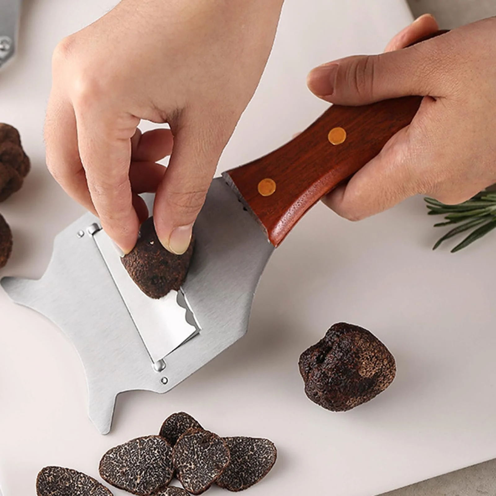 Слайсер Gourmebel для трюфелів з нержавіючої сталі з дерев'яною ручкою, фото №5