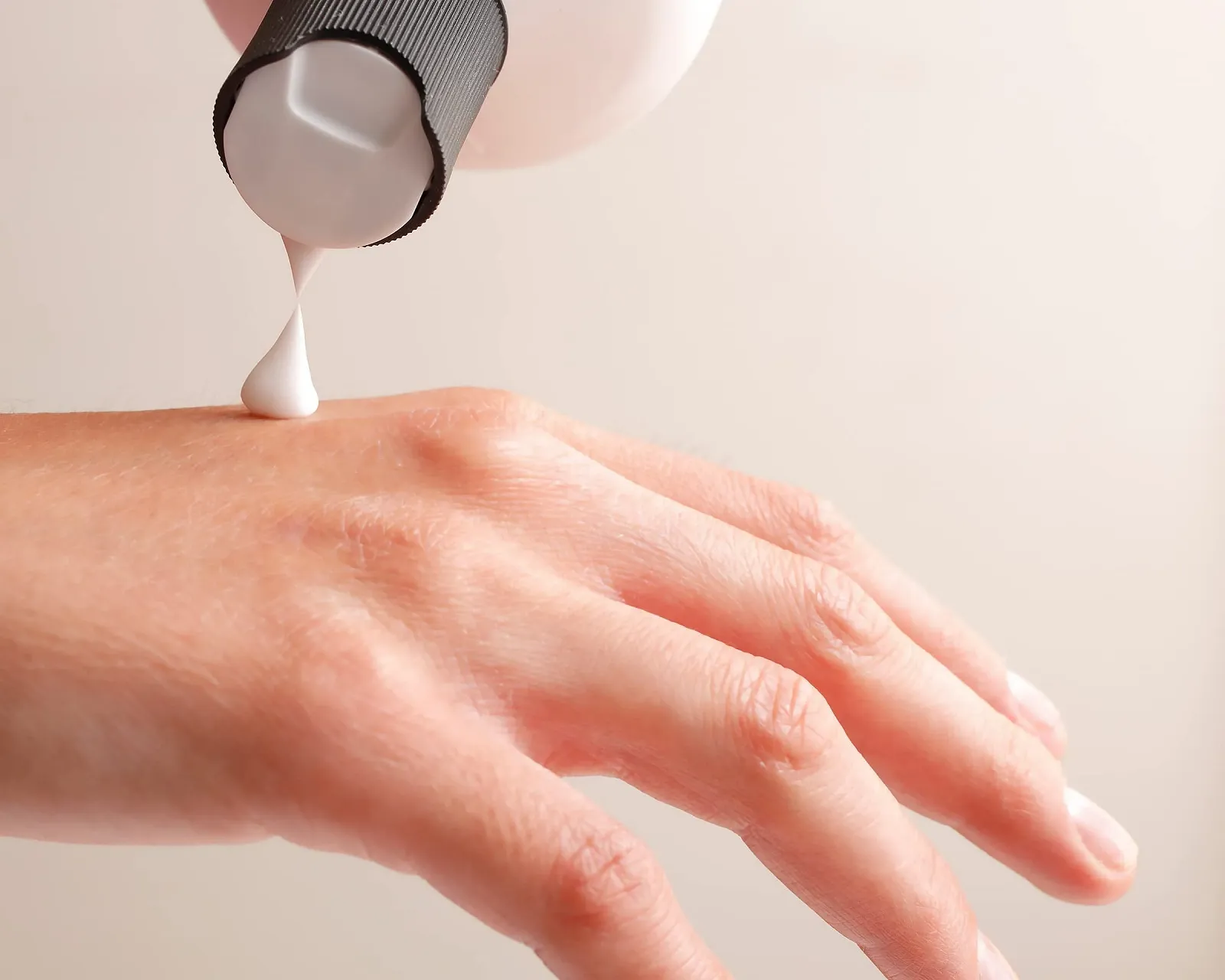 Лосьйон для рук та тіла Alyssa Ashley Musk 500 мл, фото №3