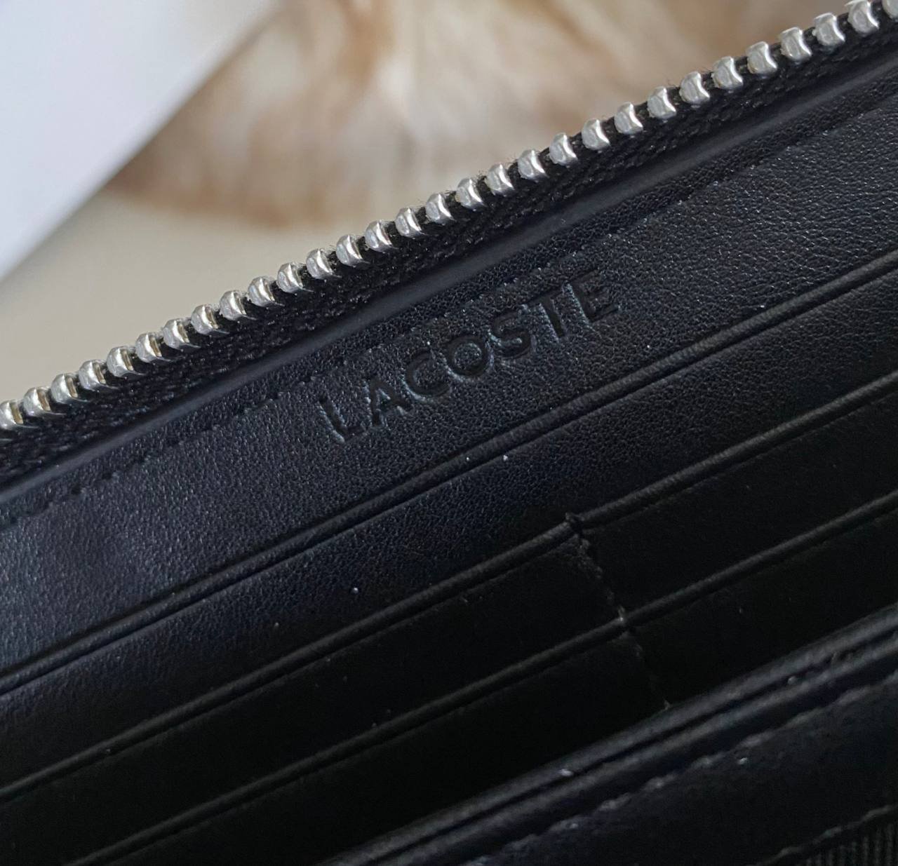 Мужской кожаный кошелек на молнии Lacoste, фото №6