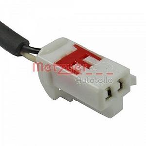 Датчик частоты вращения колеса METZGER 0900317 для MAZDA IKA, задний мост слева synthetic.ua - Фото 1