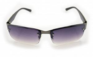 Стильні унісекс сонцезахисні окуляри HAND 1056 зі срібним мотивом черепа та кістки на дужках ширина між дужками 134 мм synthetic.ua - Фото 1