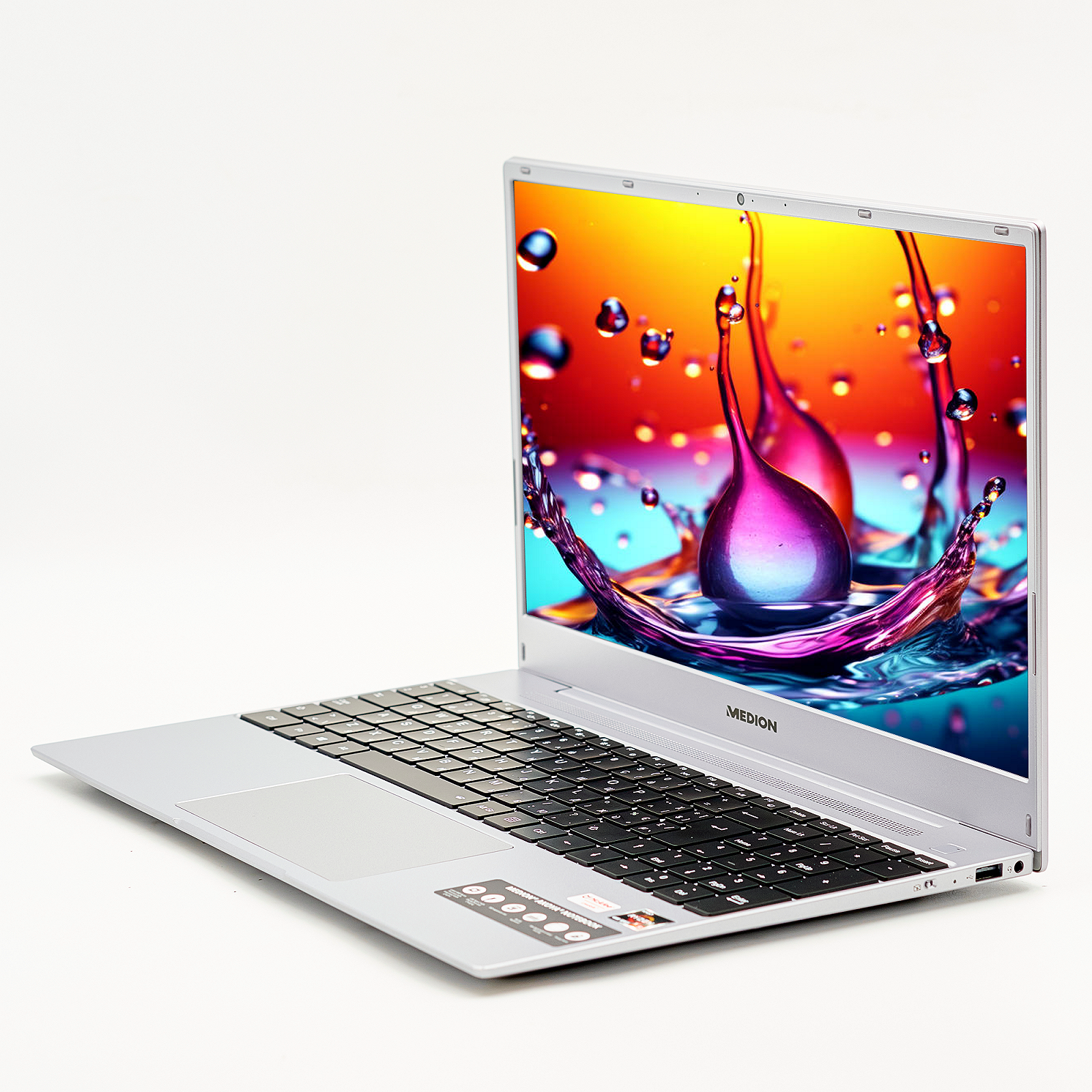 Ноутбук Medion E15303 Ryzen 5 4500U RAM 16 ГБ SSD 512 ГБ AMD Graphics 15.6", фото №3