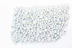 Стразы Белый Опал KM-Nails 6 Размеров в Пакетике - Фото 1