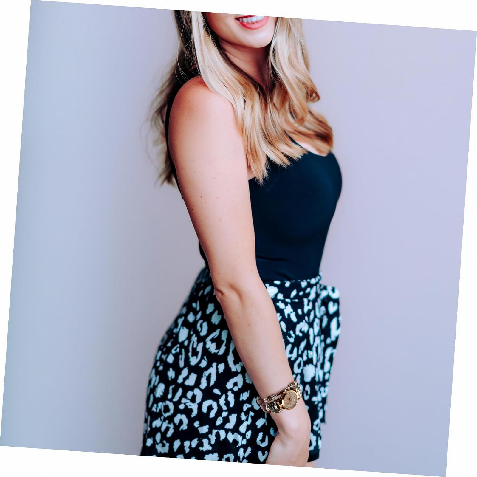 Кварцевые часы LIFKOME для женщин, со стеклянным зеркалом, металлическим и кожаным ремешком, простой и модный дизайн, фото №2 Кварцевые часы LIFKOME для женщин, со стеклянным зеркалом, металлическим и кожаным ремешком, простой и модный дизайн, фото №2