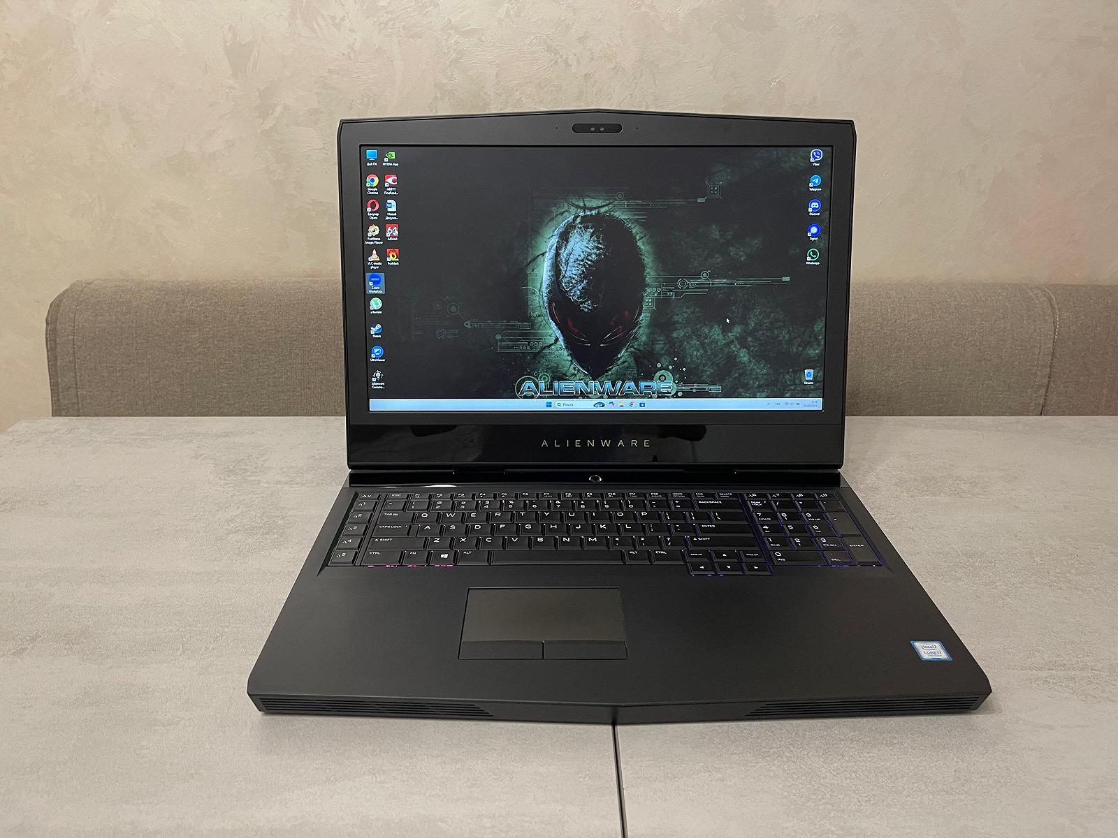 Ігровий ноутбук Dell Alienware 17 R4, 17,3" FHD IPS, i7-7700HQ, 16GB, 512GB SSD+1TB, nVidia GeForce GTX 1070 8GB, фото №3