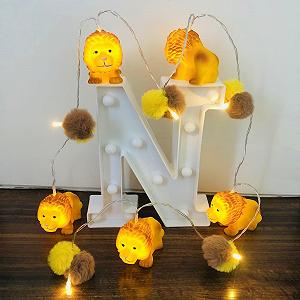 Гирлянда Детская Лев Pom Pom 1,65 м/10 LED Коричневый + Желтый - Фото 1