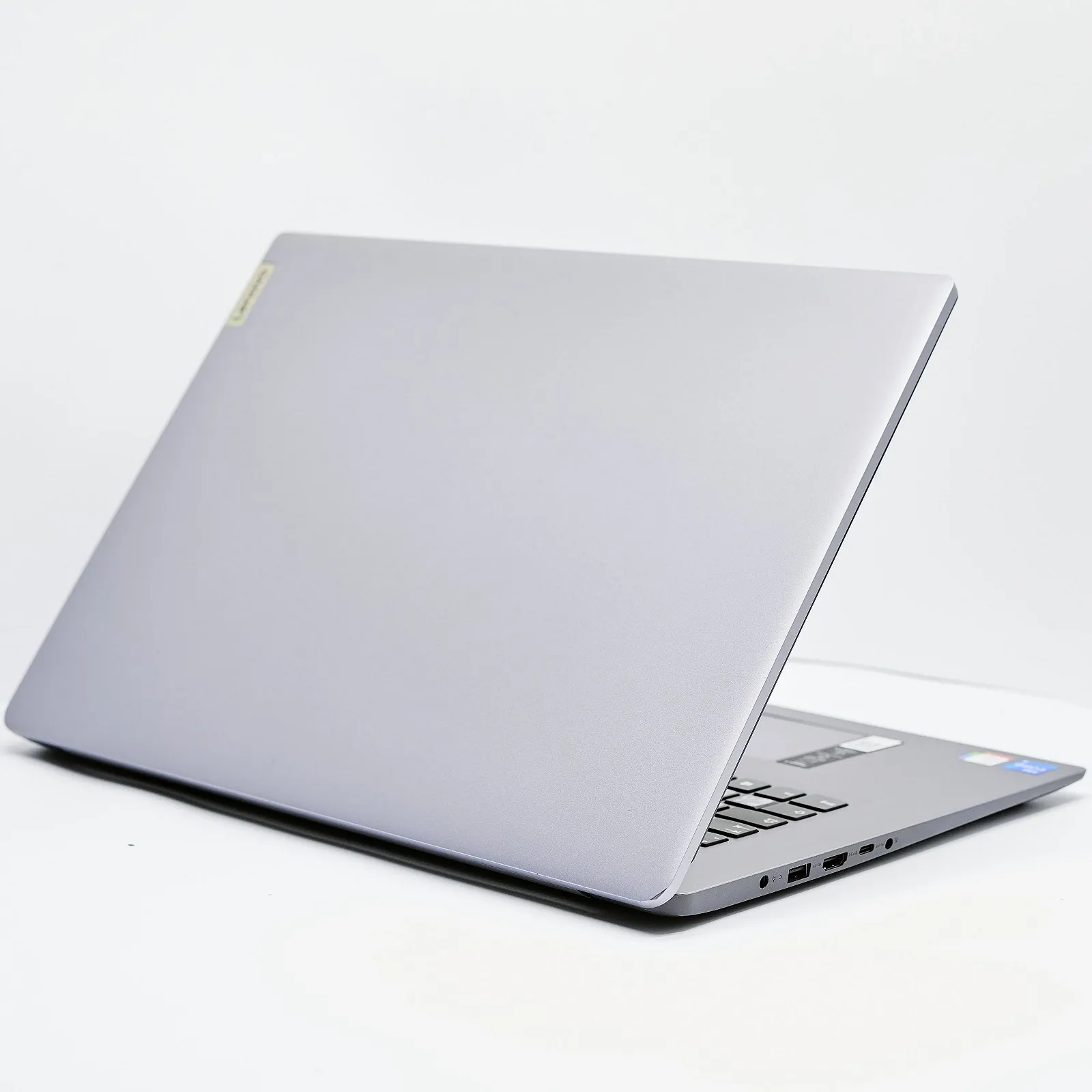 Ноутбук 17.3" IdeaPad 3 17ITL6 Intel Core i5-1135G7 RAM 8 ГБ SSD 512 ГБ Intel Iris Xe Graphics Win10 (4852), фото №5 Ноутбук 17.3" IdeaPad 3 17ITL6 Intel Core i5-1135G7 RAM 8 ГБ SSD 512 ГБ Intel Iris Xe Graphics Win10 (4852), фото №5