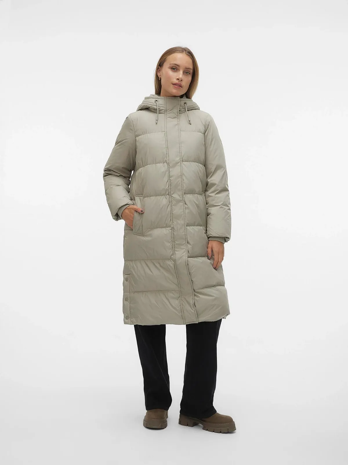 Пуховик VERO MODA Vmericafolly Жіночий, фото №2 Пуховик VERO MODA Vmericafolly Жіночий, фото №2