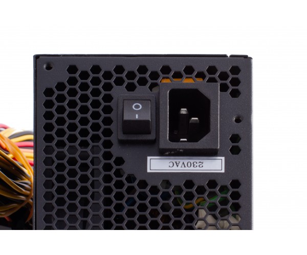 Блок живлення 600W FSP ATX-600W PNR PRO 120mm silent fan Retail Box, фото №3 Блок живлення 600W FSP ATX-600W PNR PRO 120mm silent fan Retail Box, фото №3