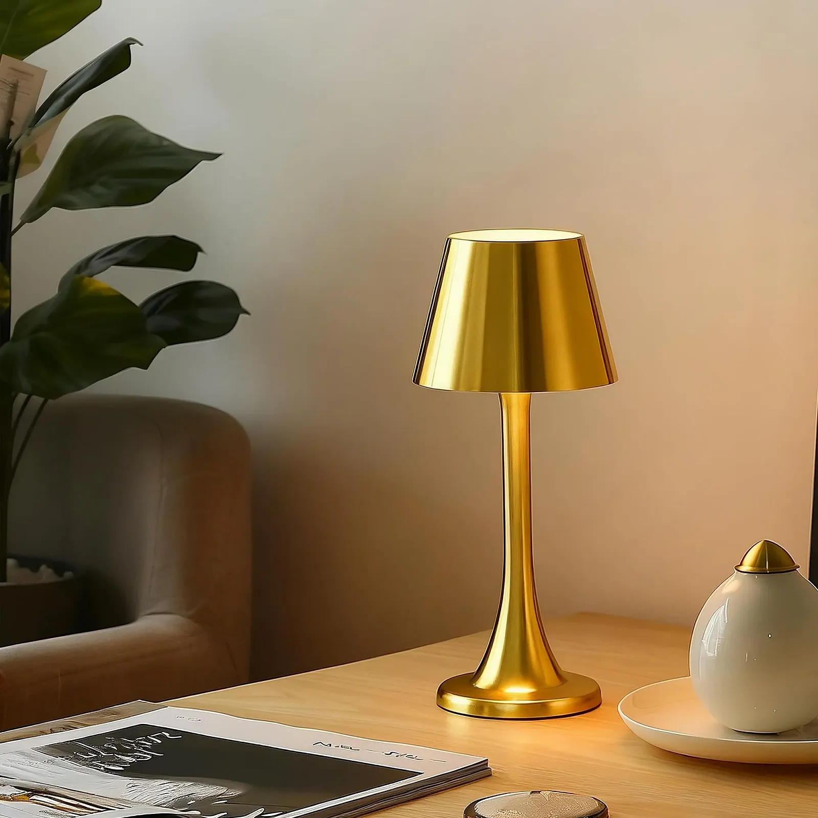 Настільна лампа Mr. White Outdoor Waterproof LED IP54 Rechargeable Wireless Dimmable Золотиста, фото №7