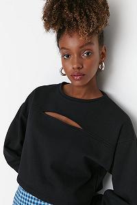 Женский свитшот TRENDYOL с круглым вырезом, однотонный synthetic.ua - Фото 1