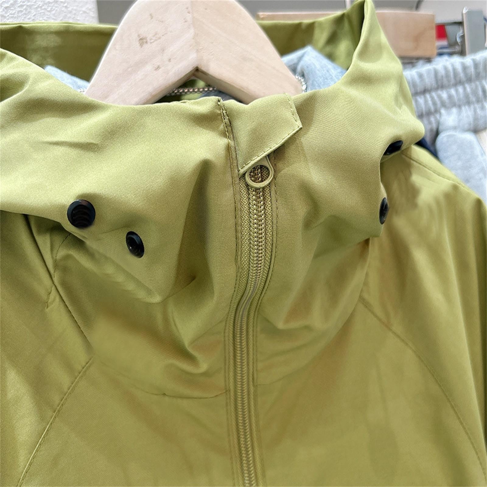 Софтшел куртка XINYUNZU для хлопчиків і дівчаток, вітрозахисна, водонепроникна, з капюшоном і блискавкою, фото №3 Софтшел куртка XINYUNZU для хлопчиків і дівчаток, вітрозахисна, водонепроникна, з капюшоном і блискавкою, фото №3