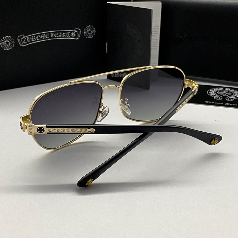 Мужские солнцезащитные очки Chrome Hearts с золотой оправой, фото №4