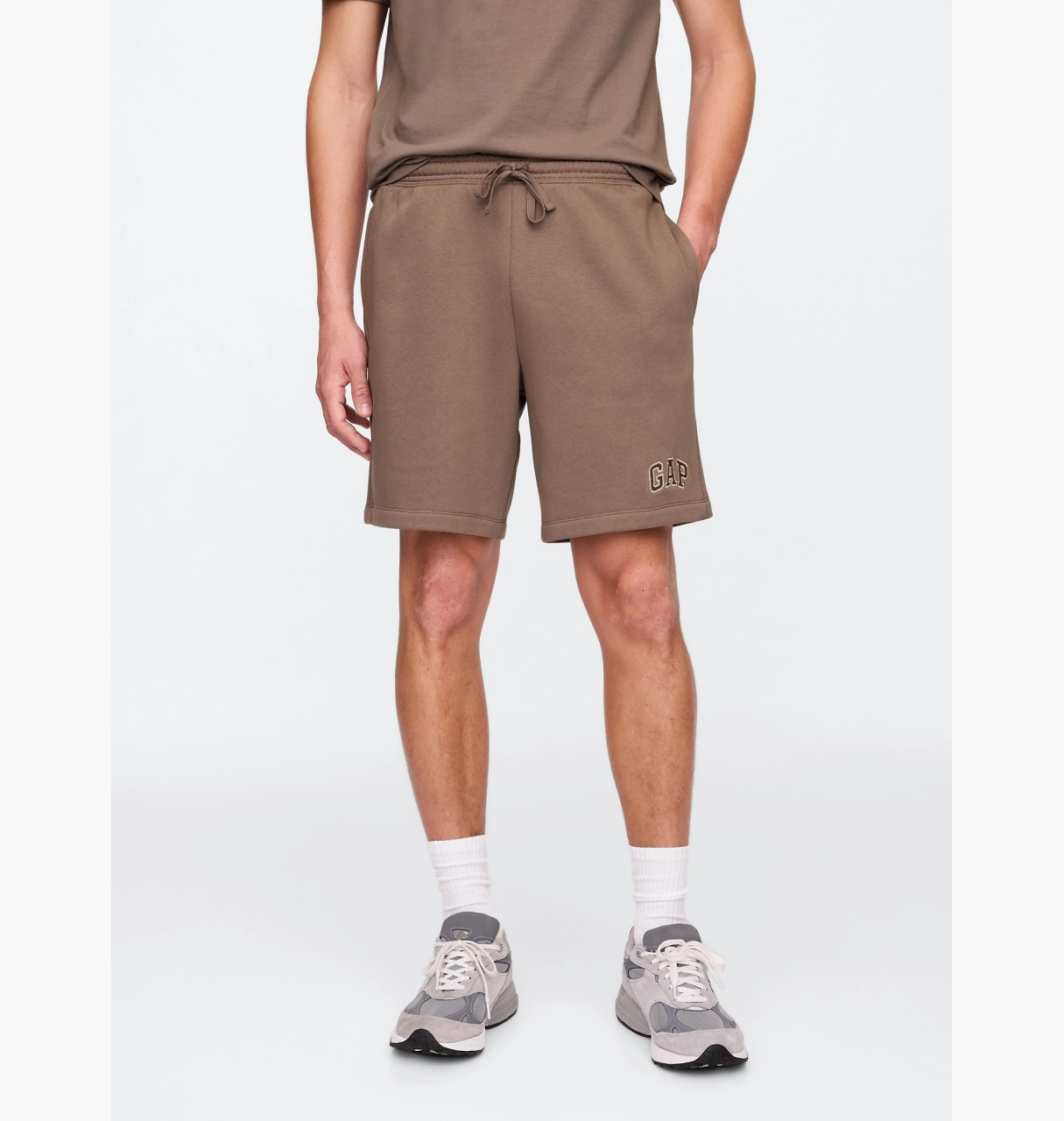 Шорти чоловічі Gap Logo Shorts Brown 735029011 M, фото №2