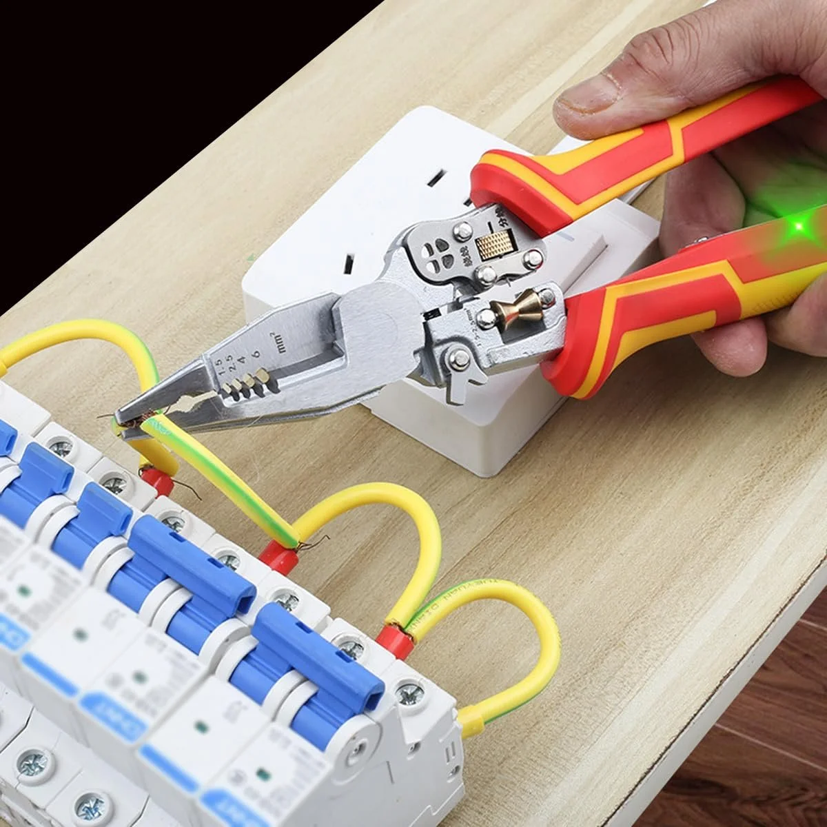 Многофункциональный стриппер 9 в 1 с измерением тока, фото №6