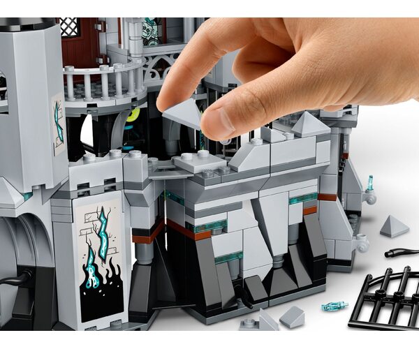 Конструктор LEGO Hidden Side Заколдованный замок (70437), фото №6
