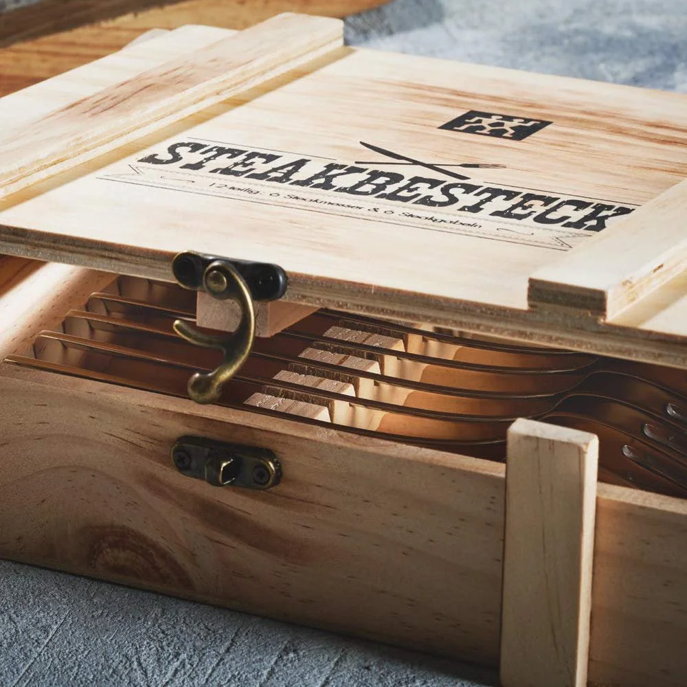 Набір столових приборів для стейків Zwilling 07150-359-0, нержавіюча сталь, 12 предметів, фото №6 Набір столових приборів для стейків Zwilling 07150-359-0, нержавіюча сталь, 12 предметів, фото №6