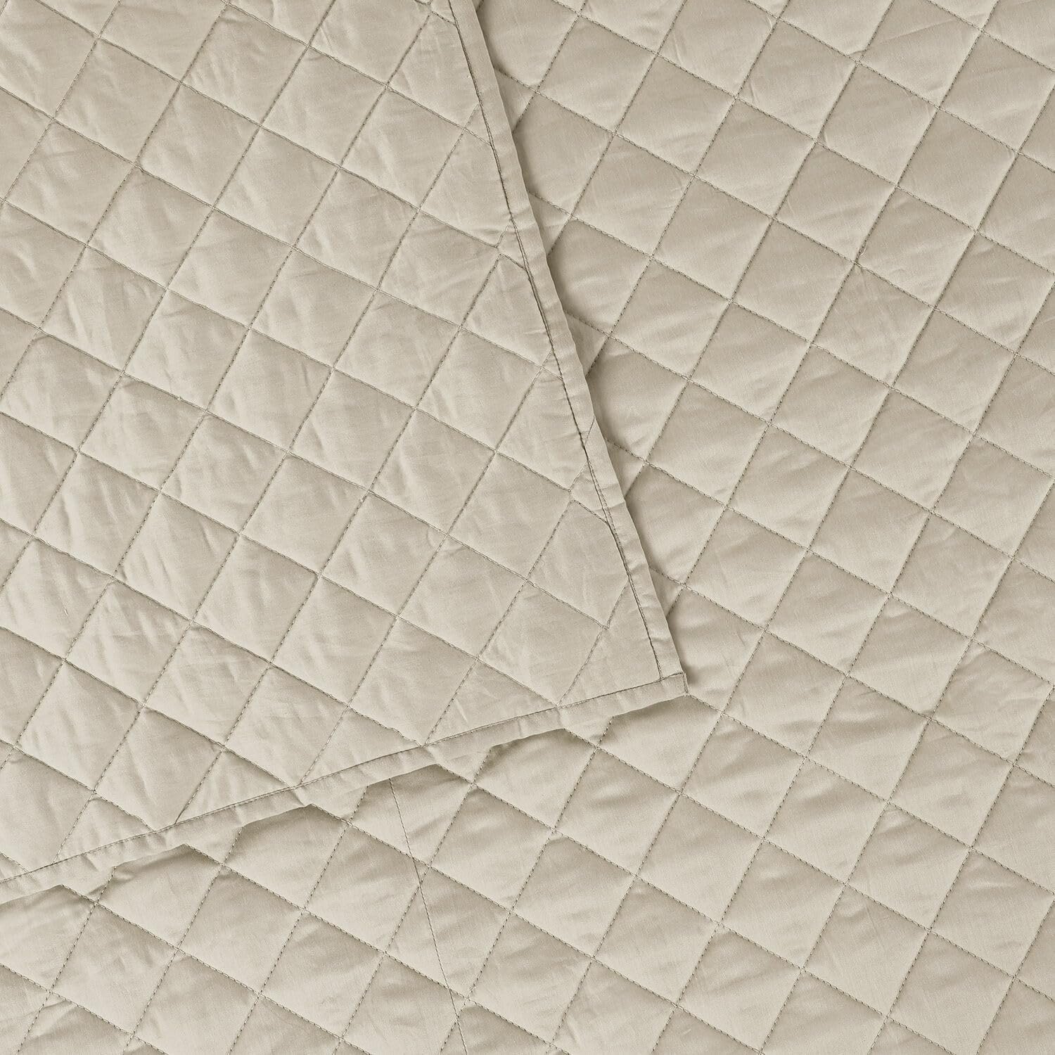 Покрывало Loberon Jolique Мягкое стеганое, спокойная расцветка, вневременной дизайн, постельное белье, хлопок, бежевый, фото №7 Покрывало Loberon Jolique Мягкое стеганое, спокойная расцветка, вневременной дизайн, постельное белье, хлопок, бежевый, фото №7