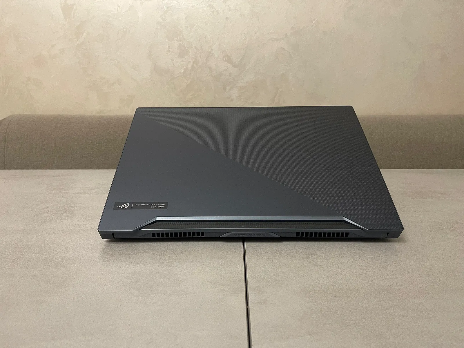 Игровой ноутбук ASUS ROG Zephyrus M15 GU502LU, 15,6" FHD IPS 144Hz, i7-10750H, 16GB, 512GB, NVIDIA GeForce GTX 1660 Ti 6GB, фото №6 Игровой ноутбук ASUS ROG Zephyrus M15 GU502LU, 15,6" FHD IPS 144Hz, i7-10750H, 16GB, 512GB, NVIDIA GeForce GTX 1660 Ti 6GB, фото №6