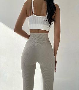 Женские спортивные лосины в рубчик трикотажные BF860 цвет бежевый размер 42/44 synthetic.ua - Фото 1