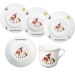 Детский Набор Посуды Horses 2, 5 предметов: Фарфоровая Тарелка, Чашка, Миска для Каши с Возможностью Персонализации - Фото 1