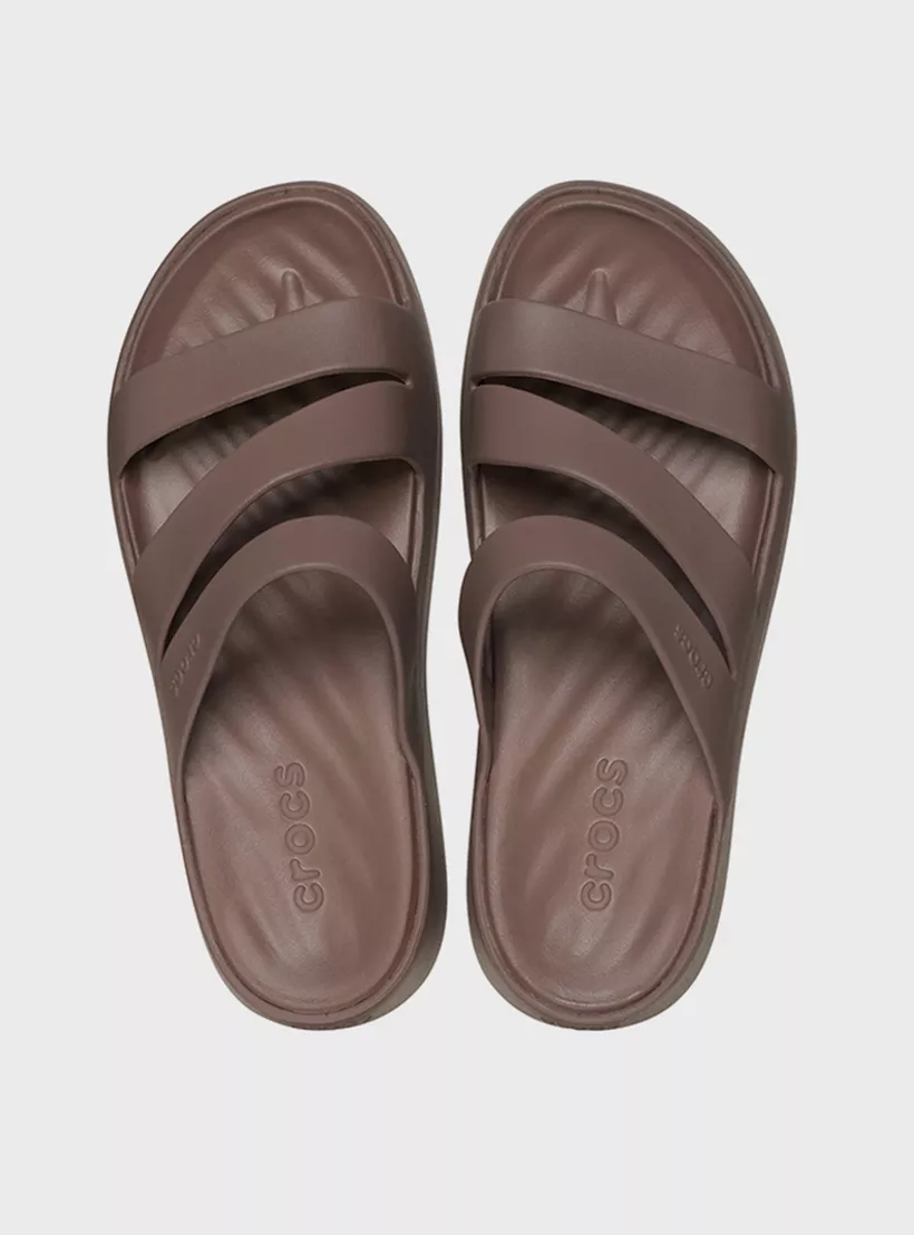 Шльопанці Getaway Strappy MtP 209587-0LF-Truffle CROCS W4Коричневий 34, фото №5