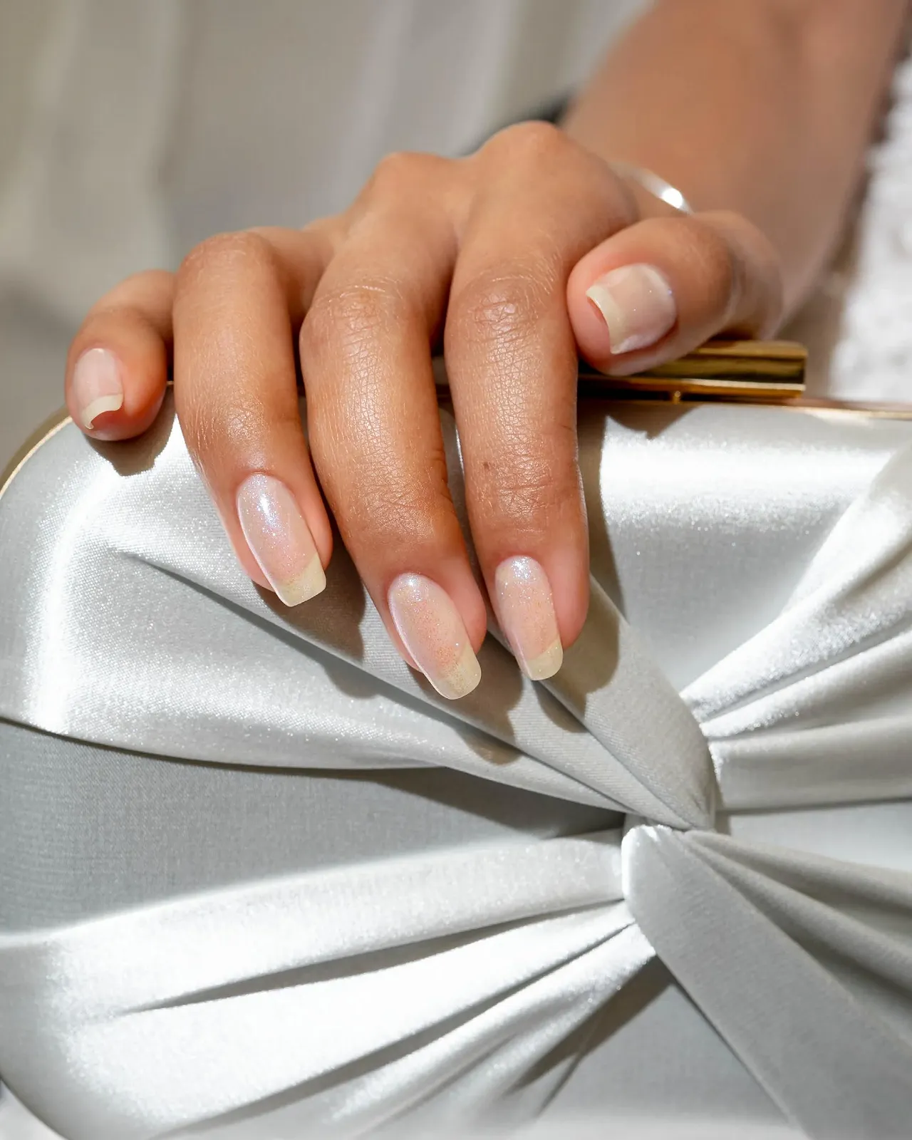 Гель-лак Gelish Mini Izzy Wizzy, Lets Get Busy UV, радужный эффект, 9 мл, фото №4 Гель-лак Gelish Mini Izzy Wizzy, Lets Get Busy UV, радужный эффект, 9 мл, фото №4