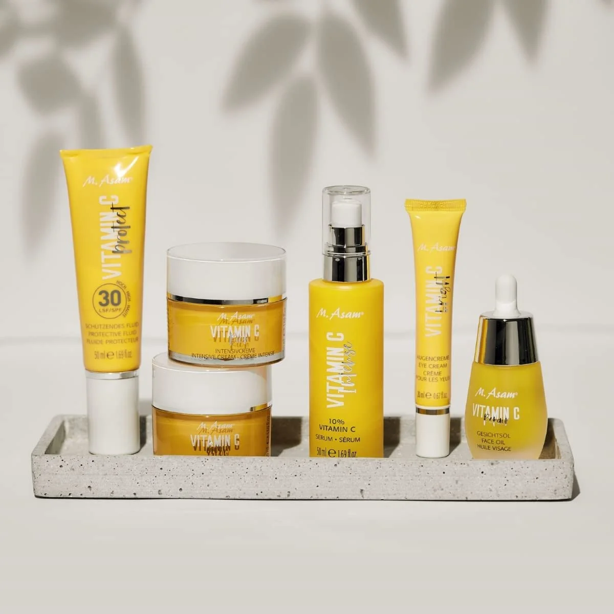 Гель для умывания M. Asam Vitamin C Fresh 200 мл Тщательно очищает, не пересушивая, с мягким отшелушивающим эффектом, улучшает и восстанавливает, для сияющей молодости кожи лица, фото №3 Гель для умывания M. Asam Vitamin C Fresh 200 мл Тщательно очищает, не пересушивая, с мягким отшелушивающим эффектом, улучшает и восстанавливает, для сияющей молодости кожи лица, фото №3