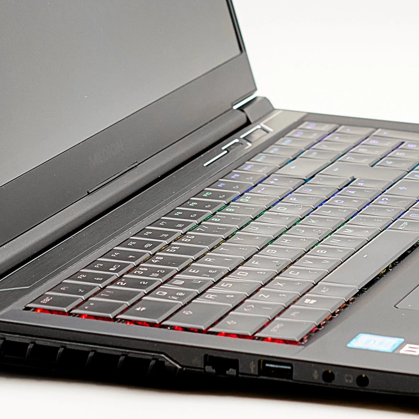 Ігровий ноутбук 17,3" Medion (Lenovo Group) Erazer X17803 Intel Core i7-9750H RAM 16 ГБ SSD 1 ТБ + HDD 1ТБ Nvidia RTX 2060 144Гц Win10 (4358), фото №2