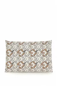 Кошелек женский GUESS RW1674P4301 Beige Multi цена на synthetic.ua - Фото 1 Кошелек женский GUESS RW1674P4301 Beige Multi synthetic.ua - Фото 1