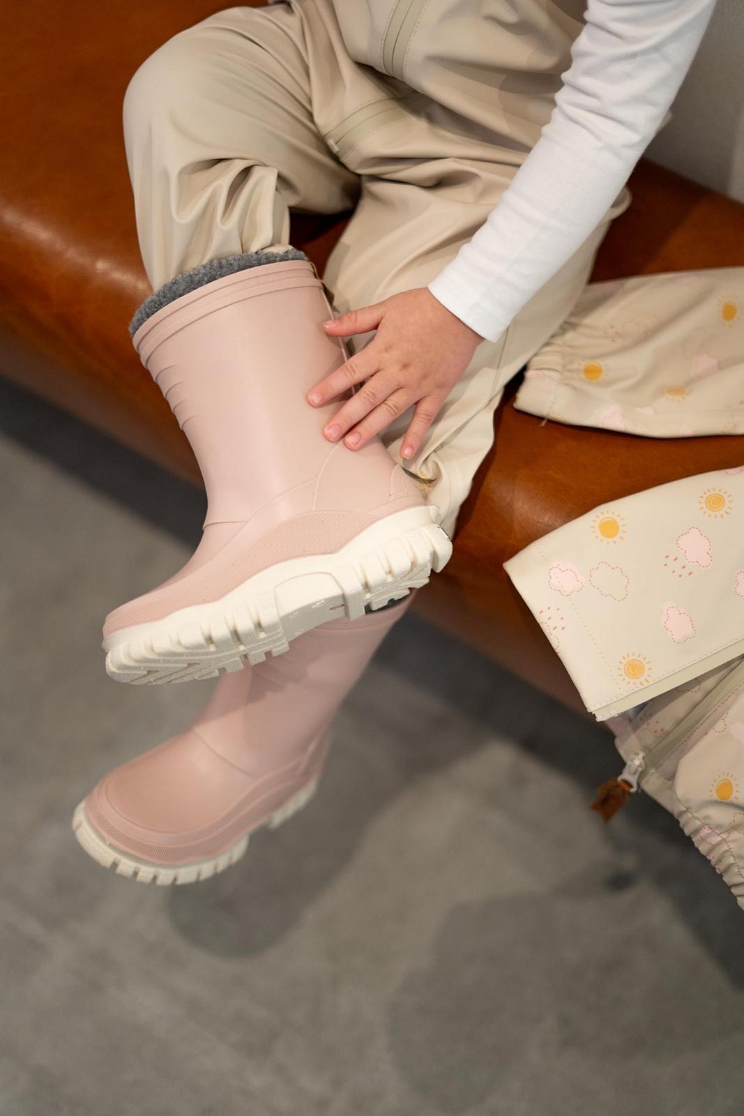 Дождевик Sterntaler Wolken для детей, водонепроницаемый, для девочек, со сварными швами, капюшоном и светоотражающими деталями, фото №9