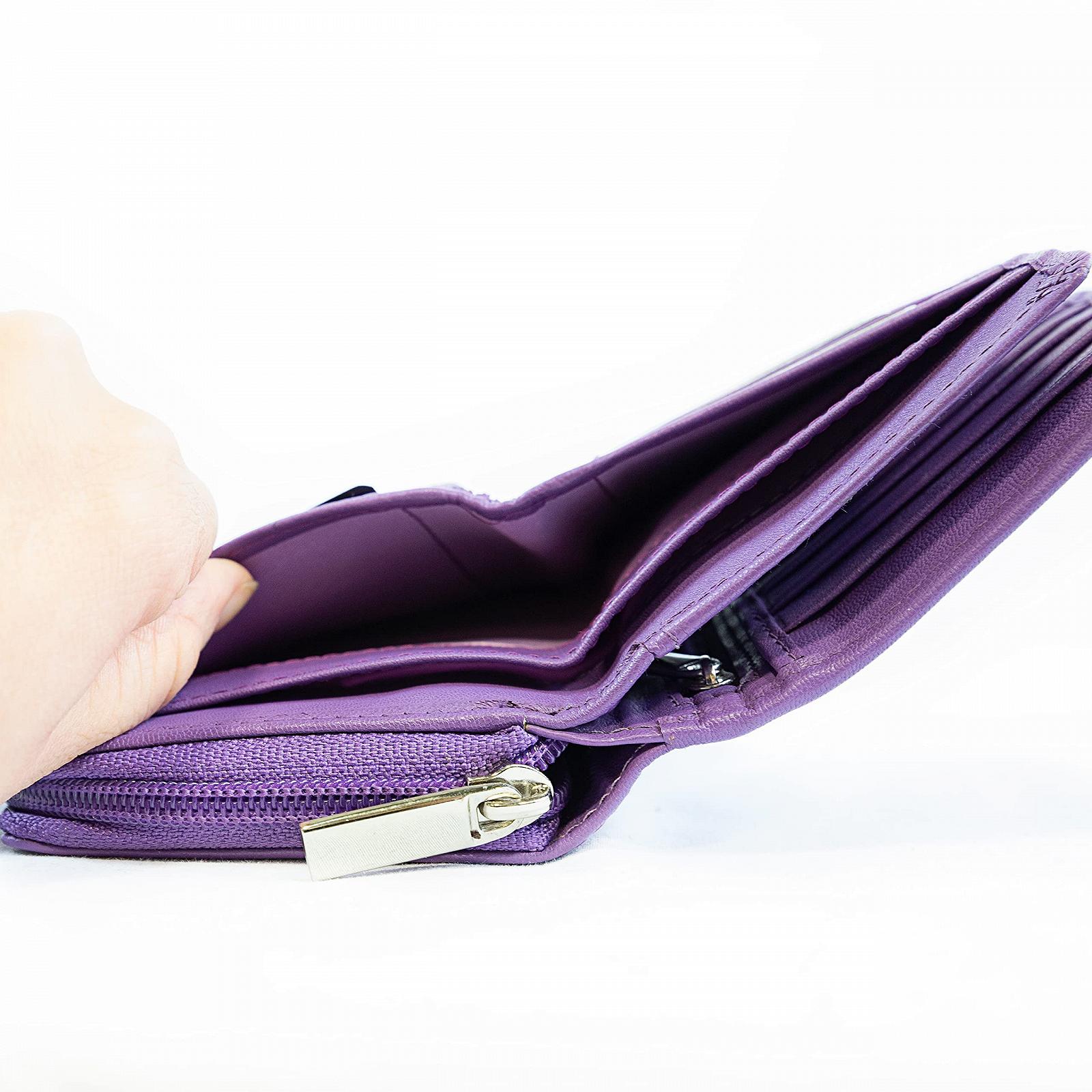 Кошелек кожаный Woodland Leather Маленький кошелек с защитой RFID, отделениями для карт и монет на молнии для женщин, фото №5