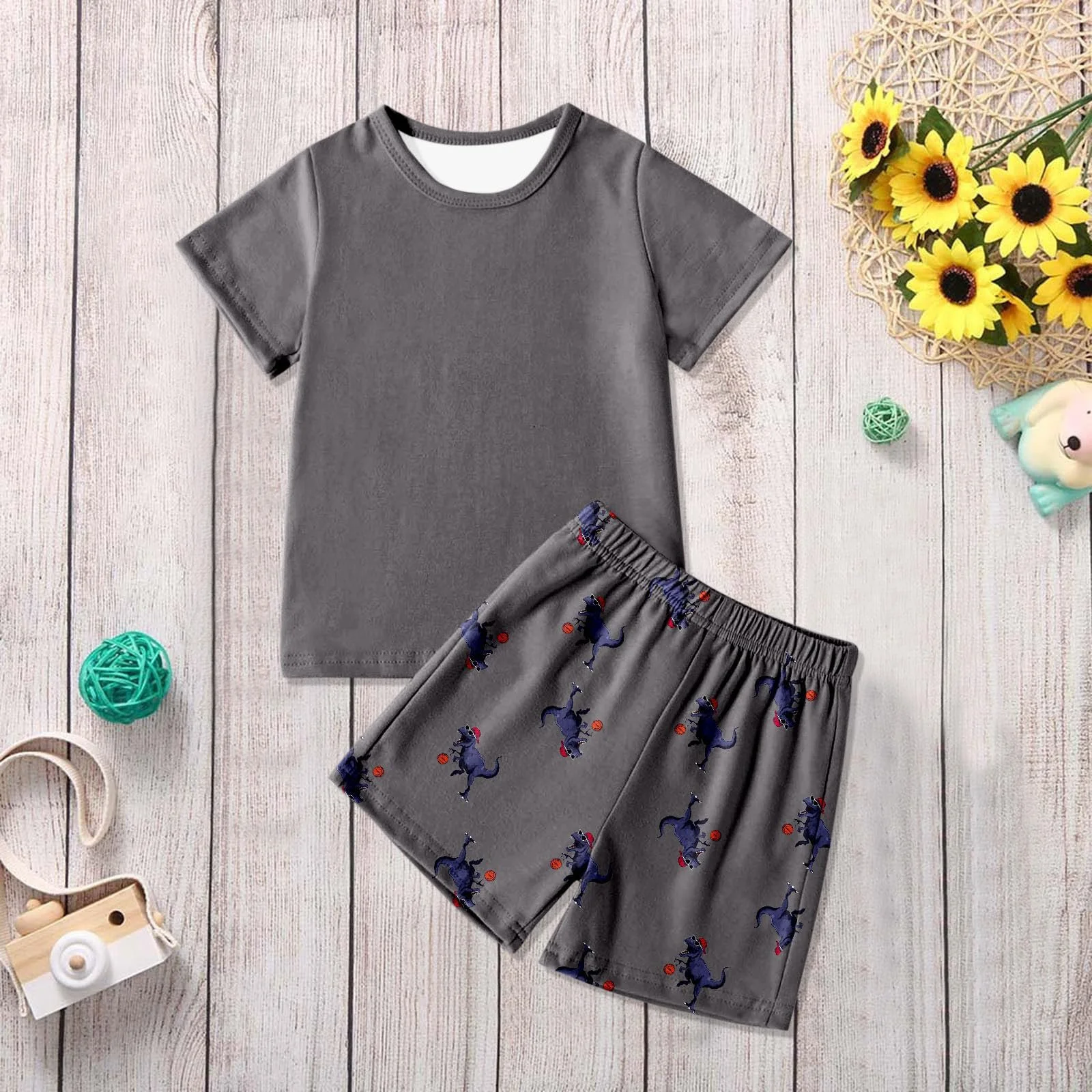 Піжамний набір для хлопчиків Футболка з короткими рукавами та шорти з принтом динозаврів, фото №7