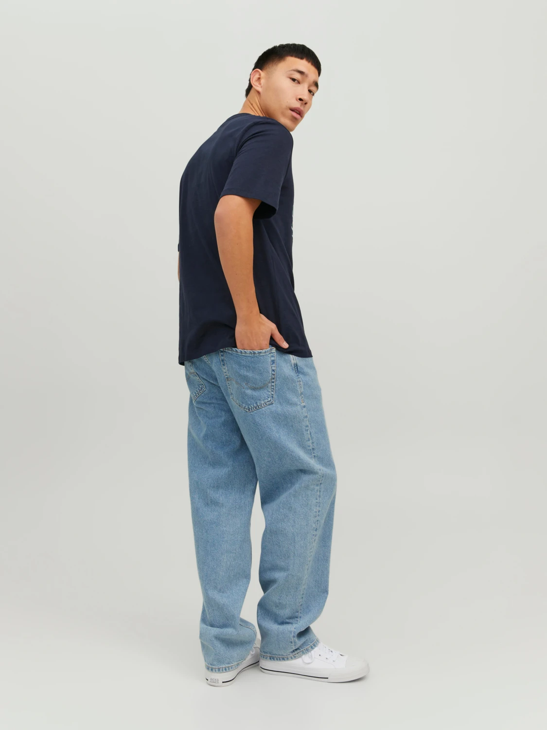 Футболка JORCODY SUMMER TEE SS CREW NECK 12235154- Blazer Jack&Jones Темно-синій S, фото №2