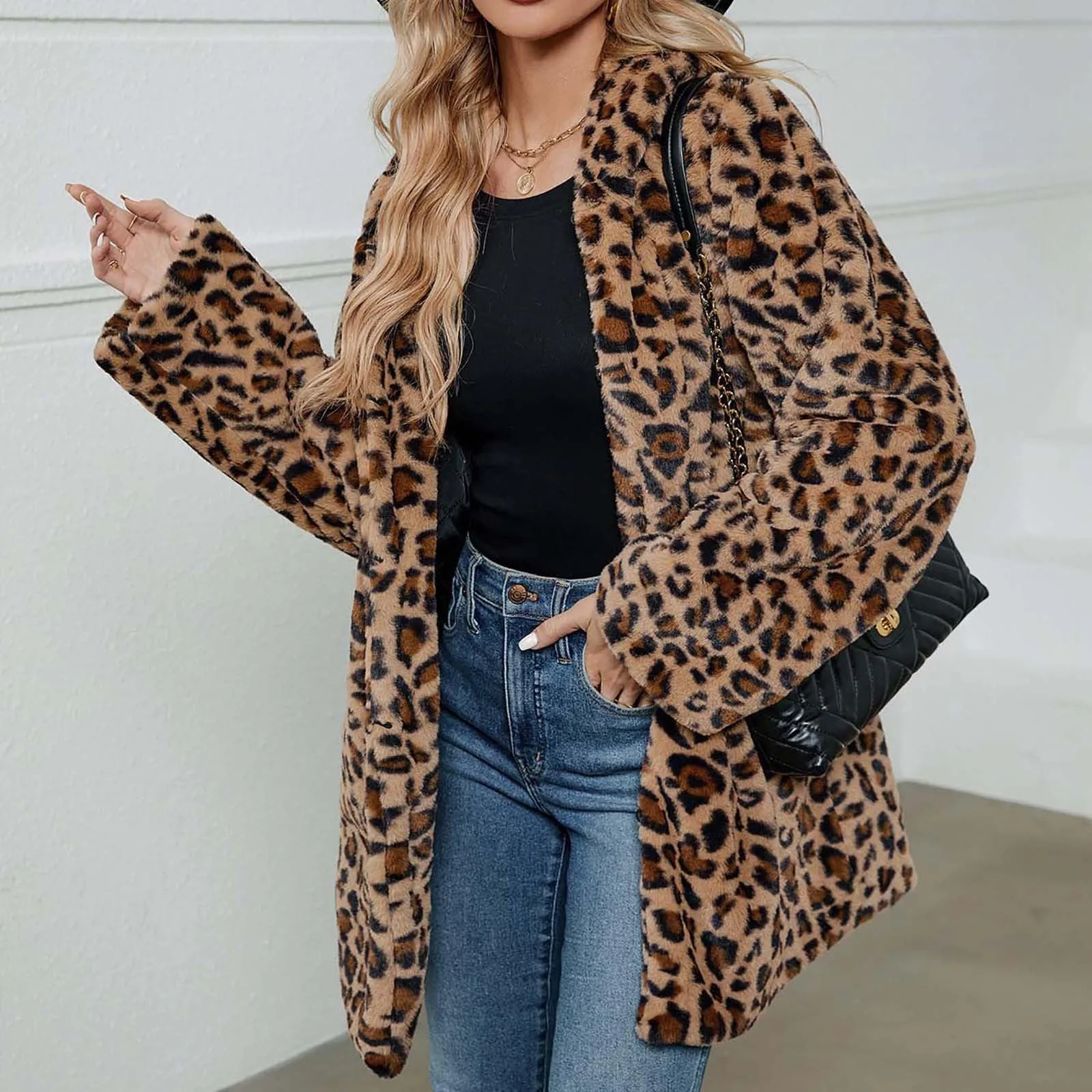 Штучна шуба з капюшоном, фото №5 Штучна шуба з капюшоном, фото №5