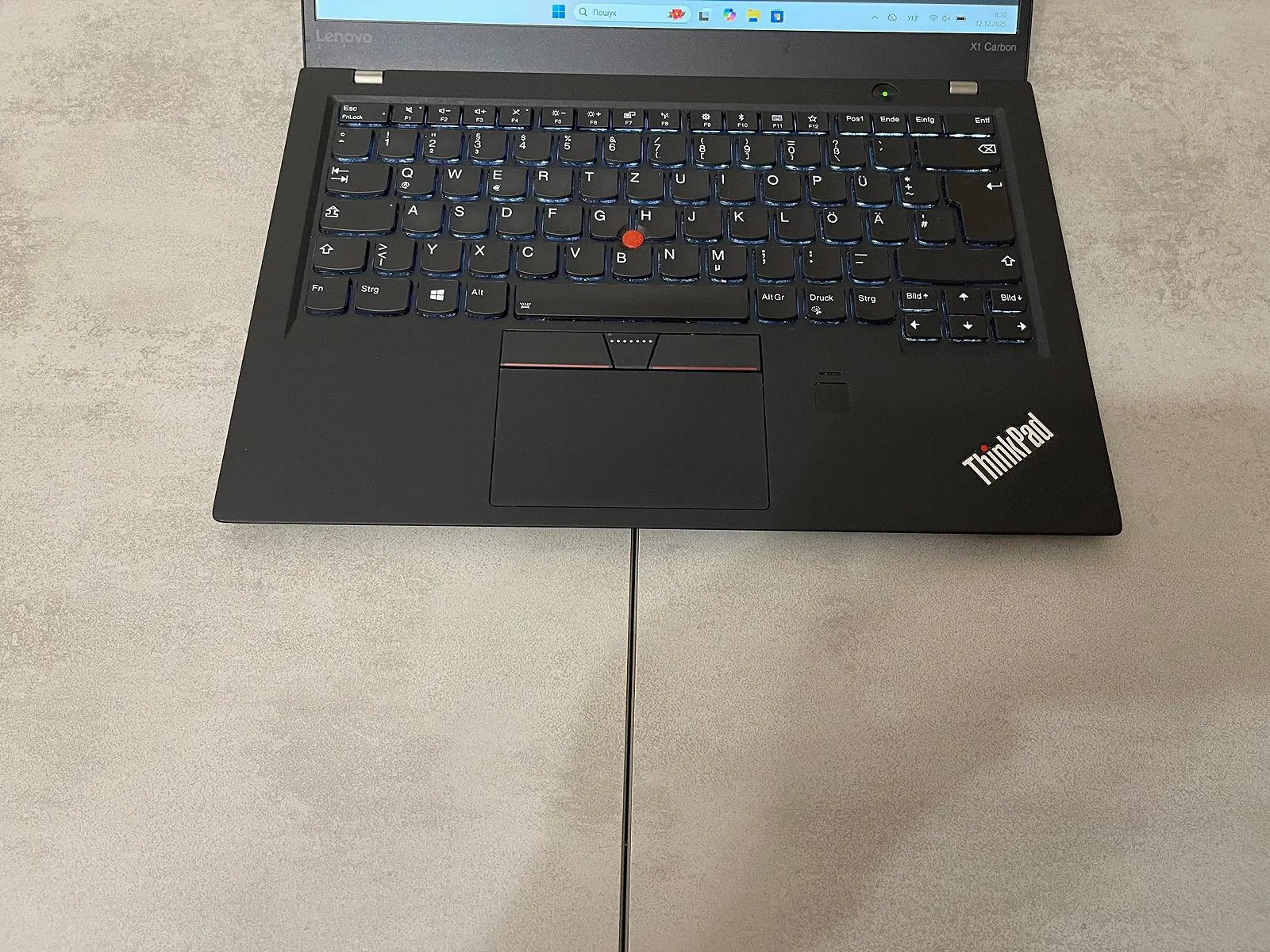 Ультрабук Lenovo ThinkPad X1 Carbon 4th Gen., 14" FHD IPS, i5-6300U, 8GB, 128GB SSD, фото №2 Ультрабук Lenovo ThinkPad X1 Carbon 4th Gen., 14" FHD IPS, i5-6300U, 8GB, 128GB SSD, фото №2