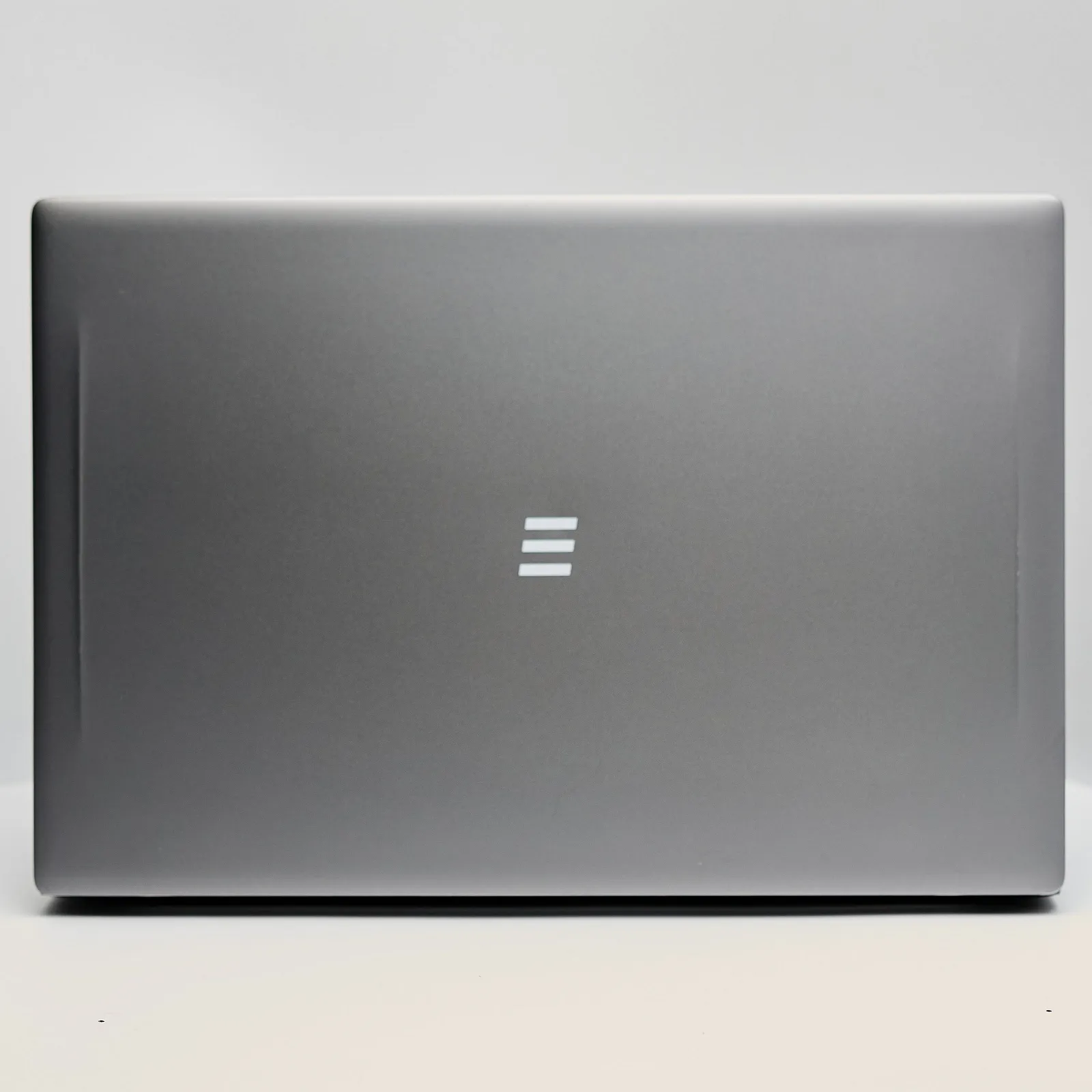 Ноутбук 15.6'' Medion (Lenovo Group) Cepter N510 | Intel Core i3-8145U | IPS (1920x1080) FullHD | RAM DDR4 8 ГБ | SSD 256 ГБ | Intel UHD Graphics 620 | Металевий корпус | Win10 (5017), фото №7 Ноутбук 15.6'' Medion (Lenovo Group) Cepter N510 | Intel Core i3-8145U | IPS (1920x1080) FullHD | RAM DDR4 8 ГБ | SSD 256 ГБ | Intel UHD Graphics 620 | Металевий корпус | Win10 (5017), фото №7