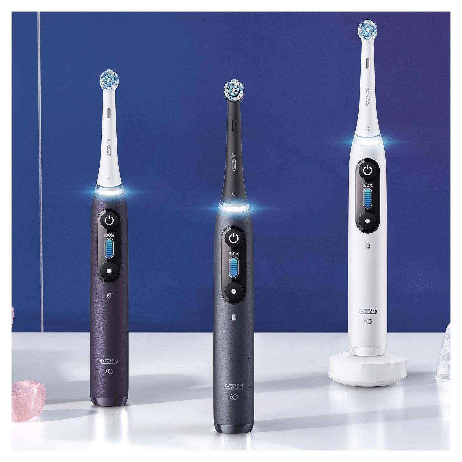 Зубная электрощетка Oral-B Pro iO 8 Special Edition Черная, фото №9