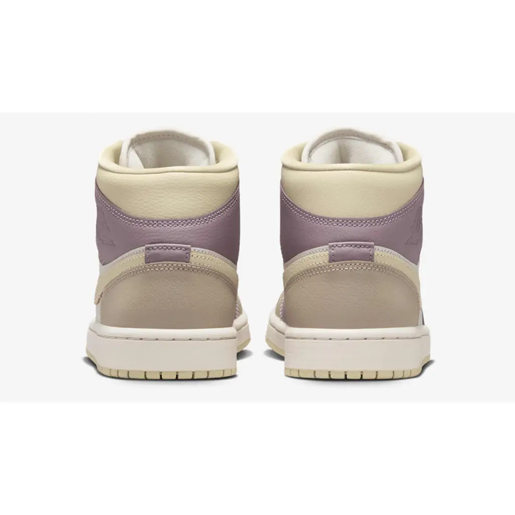 Кросівки Jordan 1 Mid 38.5, фото №4
