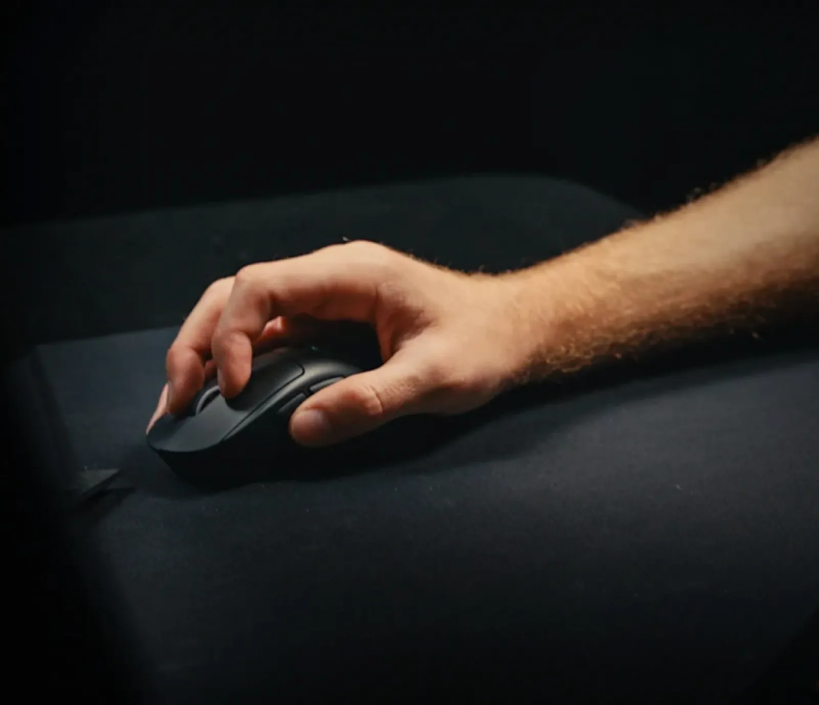 Игровая беспроводная мышь Logitech G Pro X Superlight 2C / Радиоканал / Hero 2 / 44000 DPI / 5 кнопок / Беспроводная зарядка / Черная, фото №5