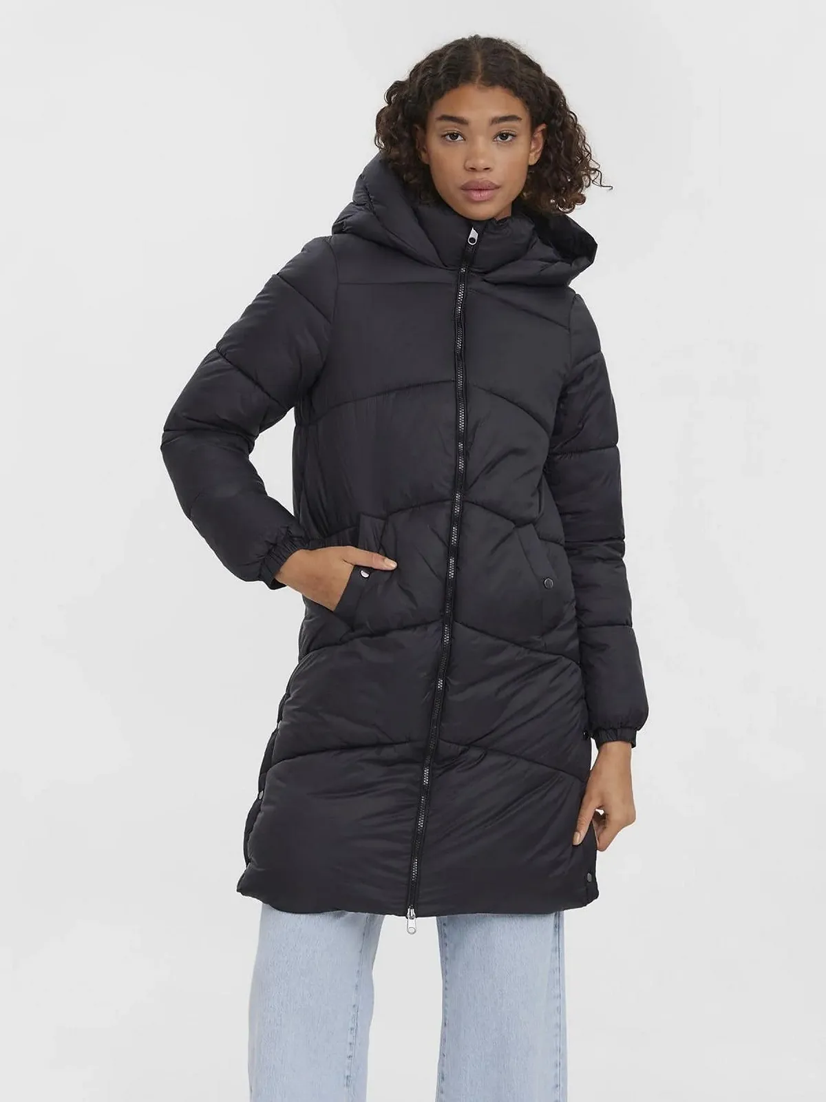 Пуховик VERO MODA Vmuppsala Coat TLL Noos Жіночий, фото №2 Пуховик VERO MODA Vmuppsala Coat TLL Noos Жіночий, фото №2