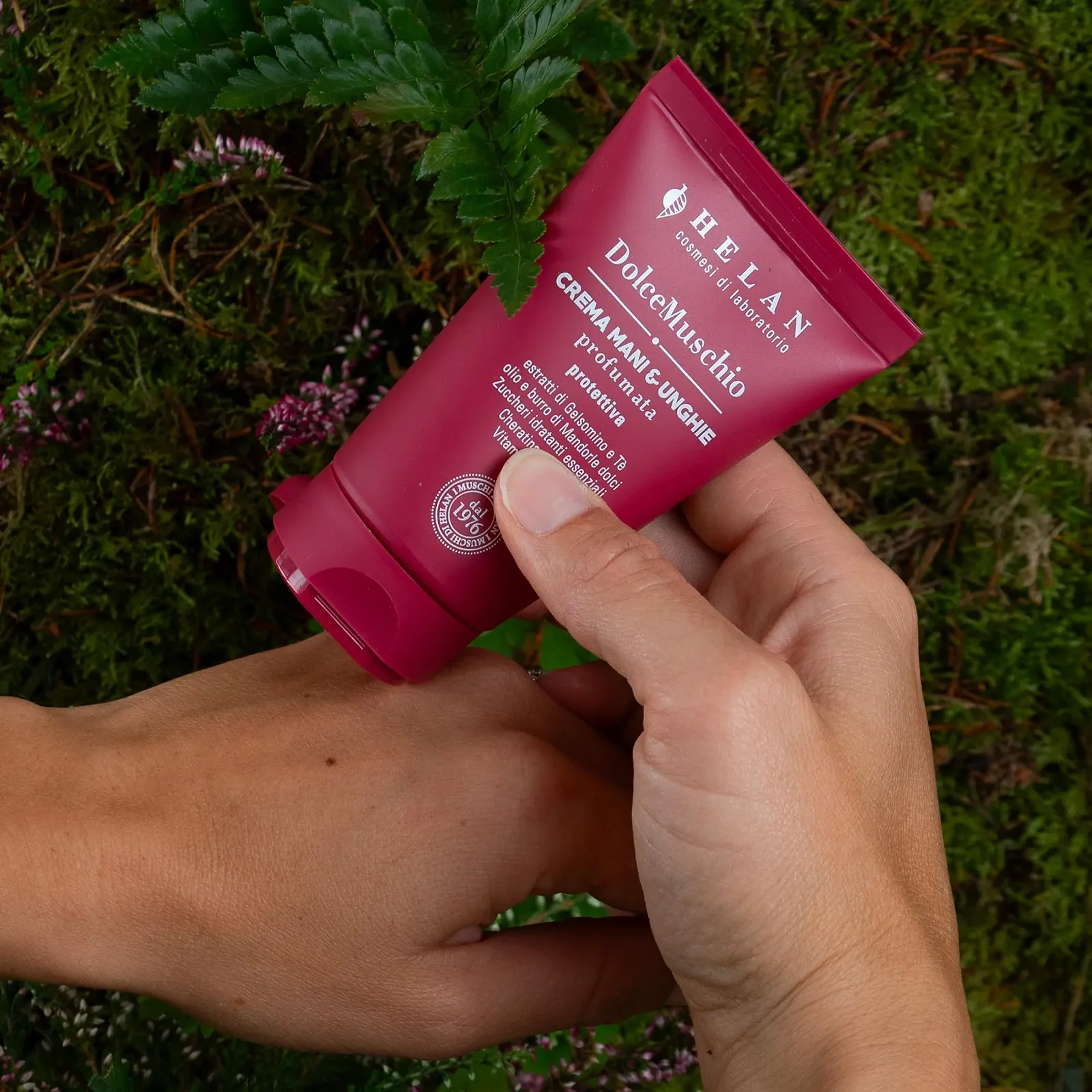 Крем для рук Helan Dolce Muschio відновлюючий для сухої та потрісканої шкіри, фото №6